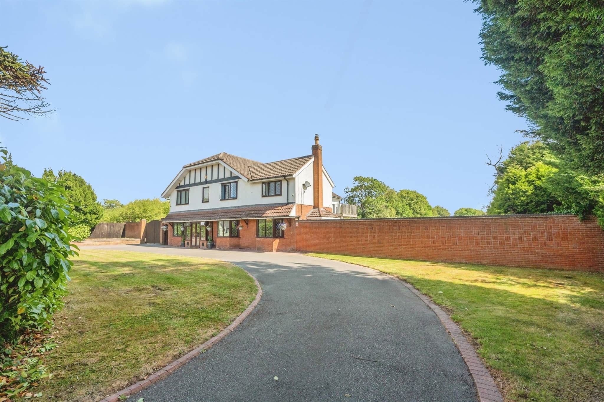 Property photo 0